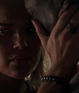 MidnightTexas-S02E09-165.jpg