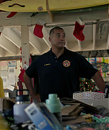 RescueHiSurfS01E09-037.jpg