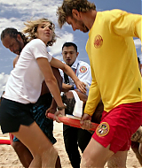 RescueHiSurfS01E09-115.jpg