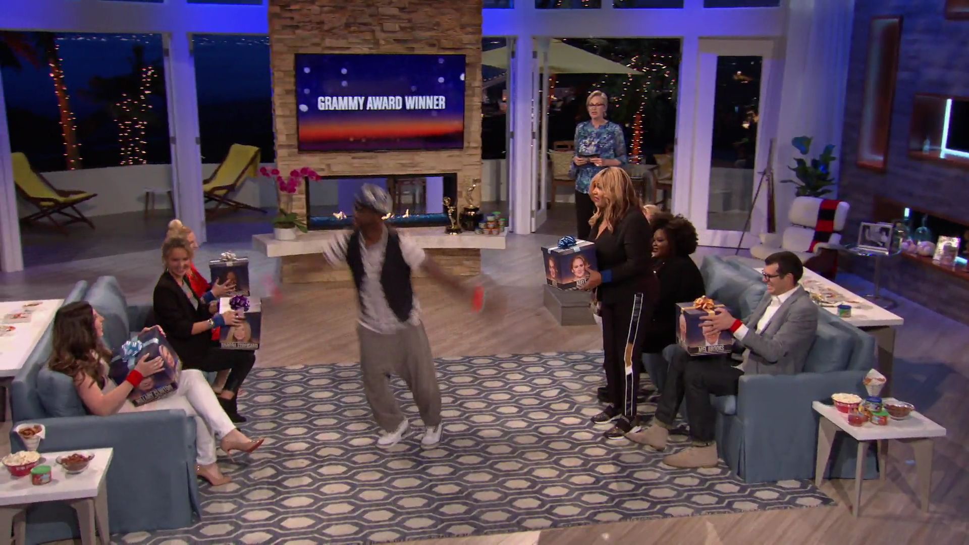 HollywoodGameNight-143.jpg