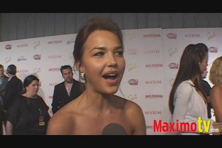 09MaximHot100-047.jpg